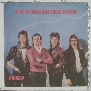 Wir Reiten Mit Dem Sturm