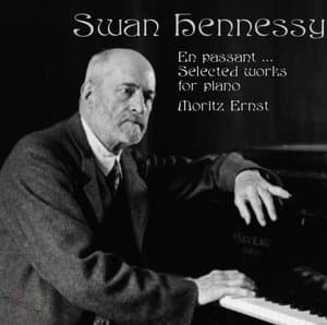 Swan Hennessy: En passant...: Selected Works for Piano
