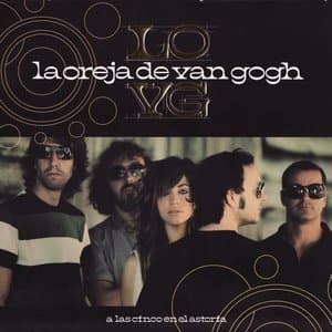 A Las Cinco En El Astoria