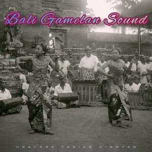 Upacara Tarian Gianyar