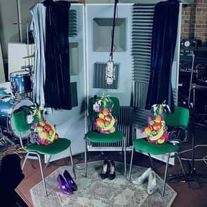 Lockdown, Dressed Up