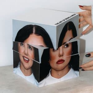 THE ART OF BEING A MESS