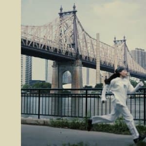 Les histoires tristes me collent au corps