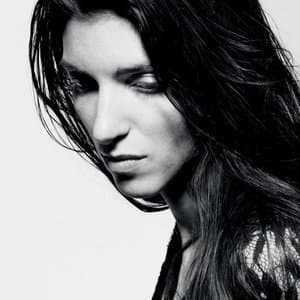 Champs-Elysees (Deluxe)