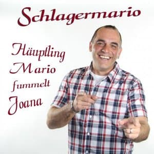 Teilen Hauptling Mario fummelt Joana