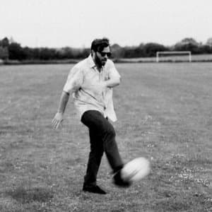 Medium Dave + Friends