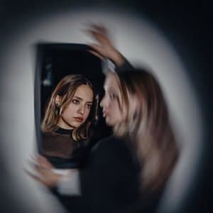 CRISIS (Deluxe Edition)