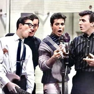Cliff Meets The Shads! (Remastered)